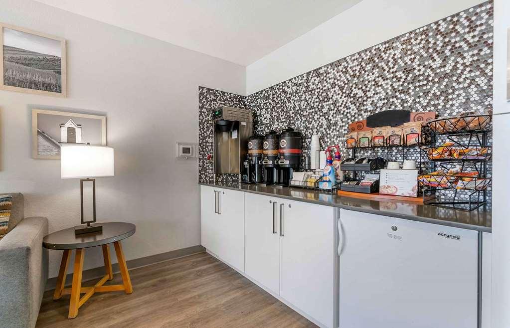 Extended Stay America Suites - Portland - East Fairview Restaurace fotografie